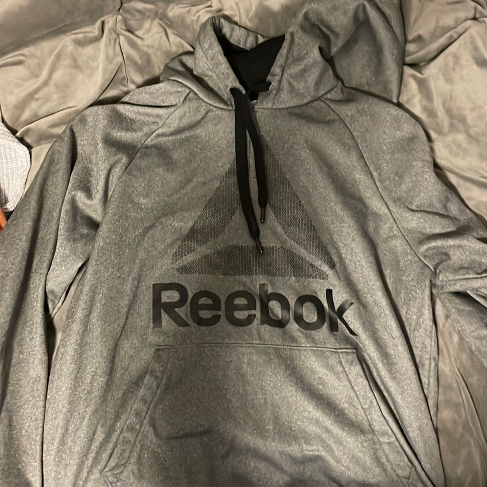 Gray Reebok Sweatshirt - Picture 3 of 5